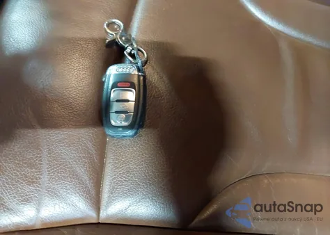 2012 Audi Q5 3.2 Premium Plus z USA, uszkodzony, nr VIN WA1DKAFP5CA084024